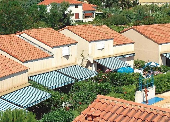 Aparthotel Lagrange Le Domaine D'azur Et Tahiti Park Le Lavandou