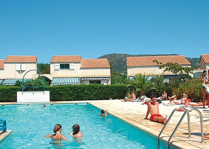 Lagrange Le Domaine D'azur Et Tahiti Park Lägenhetshotell Le Lavandou